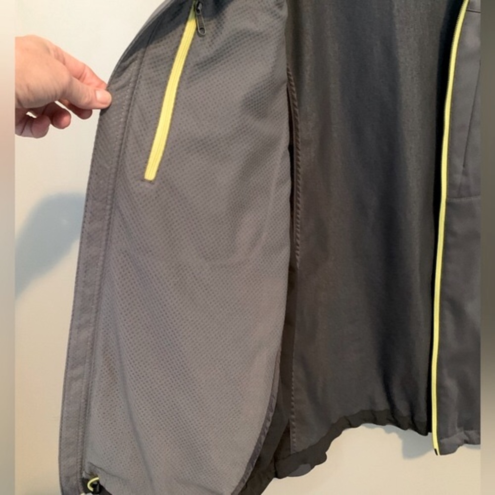 Marmot size XL Gore Windstopper Jacket - Picture 9 of 16